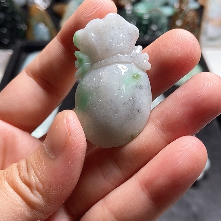 翡翠未镶嵌颈饰翡翠a货
