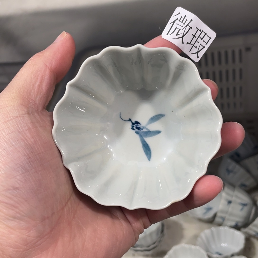 釉下手绘茶具微瑕