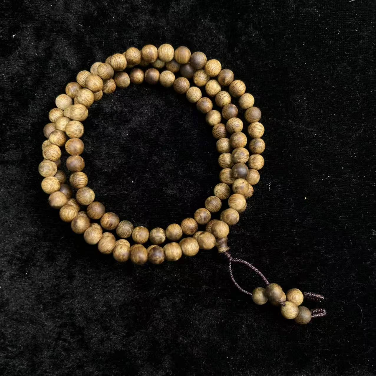 B2132 老挝糖结软油沉香念珠 0.68cm  11.4g