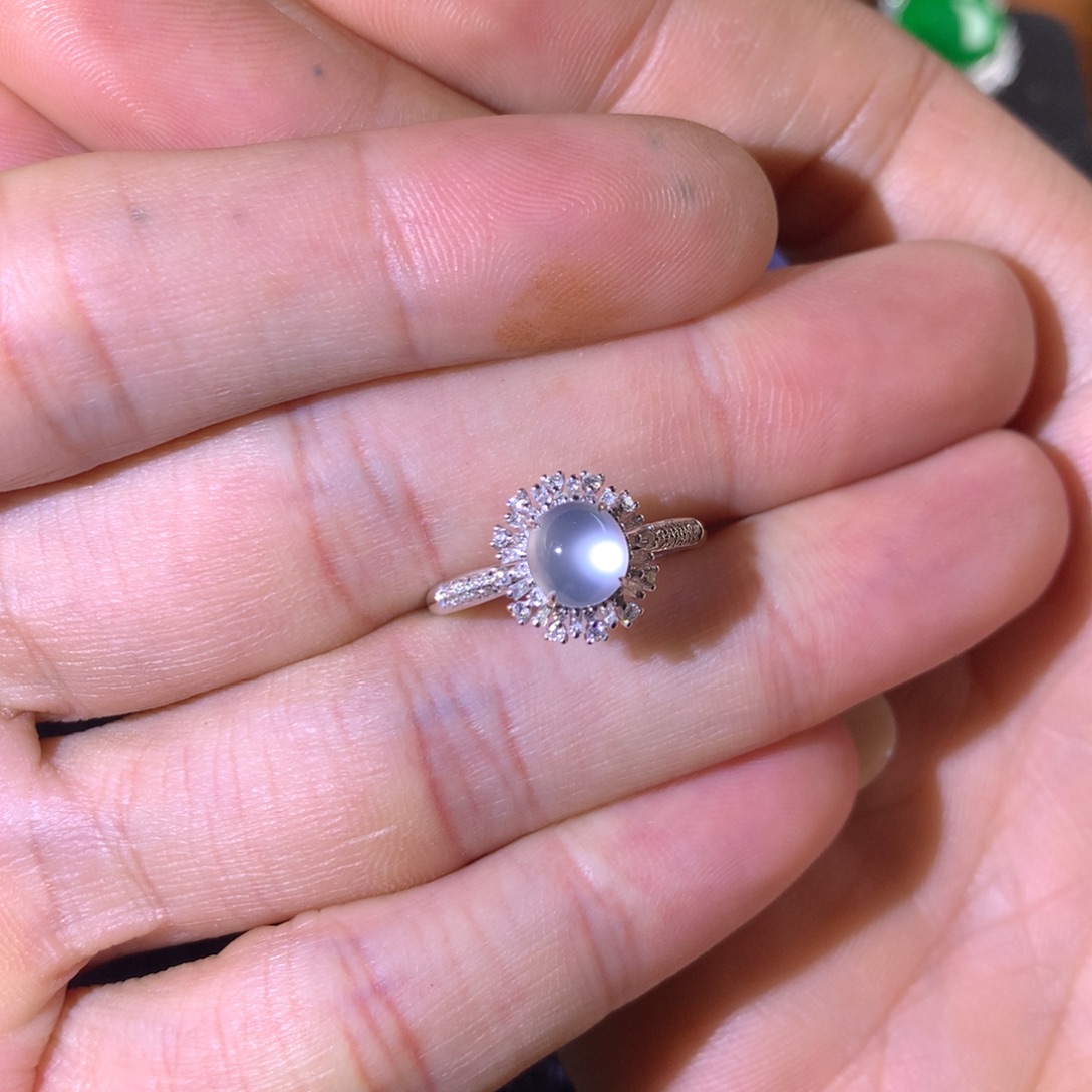 翡翠18K金镶嵌戒指翡翠