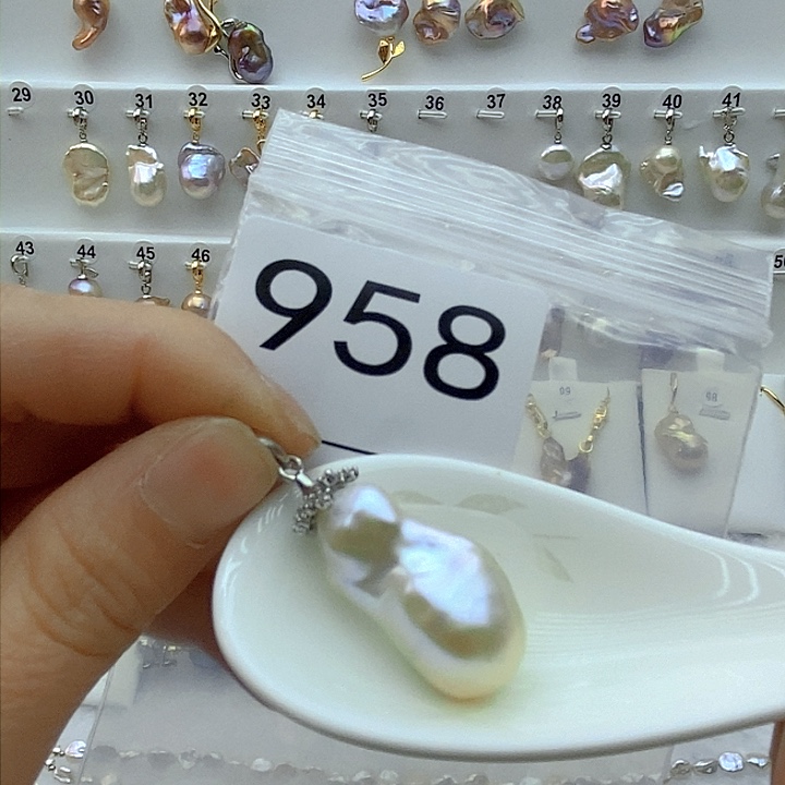 淡水珍珠颈饰银S925镶嵌