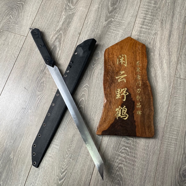 战术刀 中款 K翘 硅锰弹簧钢