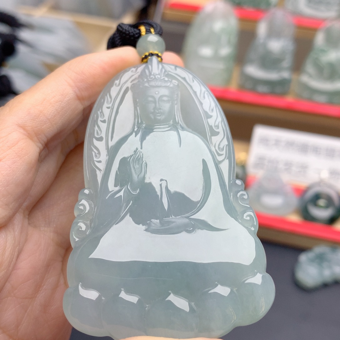 波***波翡翠未镶嵌颈饰素衣