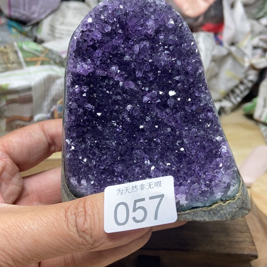 紫晶天然水晶摆件未镶嵌