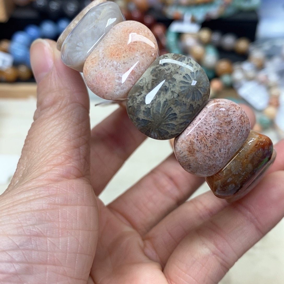 硅化珊瑚（珊瑚玉）手链未镶嵌048