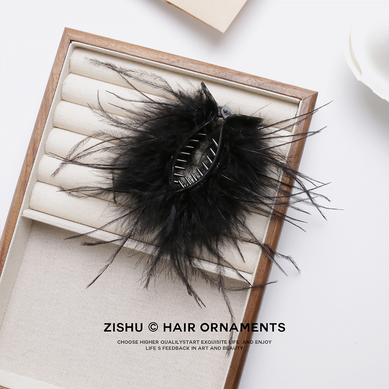 高级感黑色羽毛抓夹女2025新款高马尾丸子头发抓固定神器发夹头饰