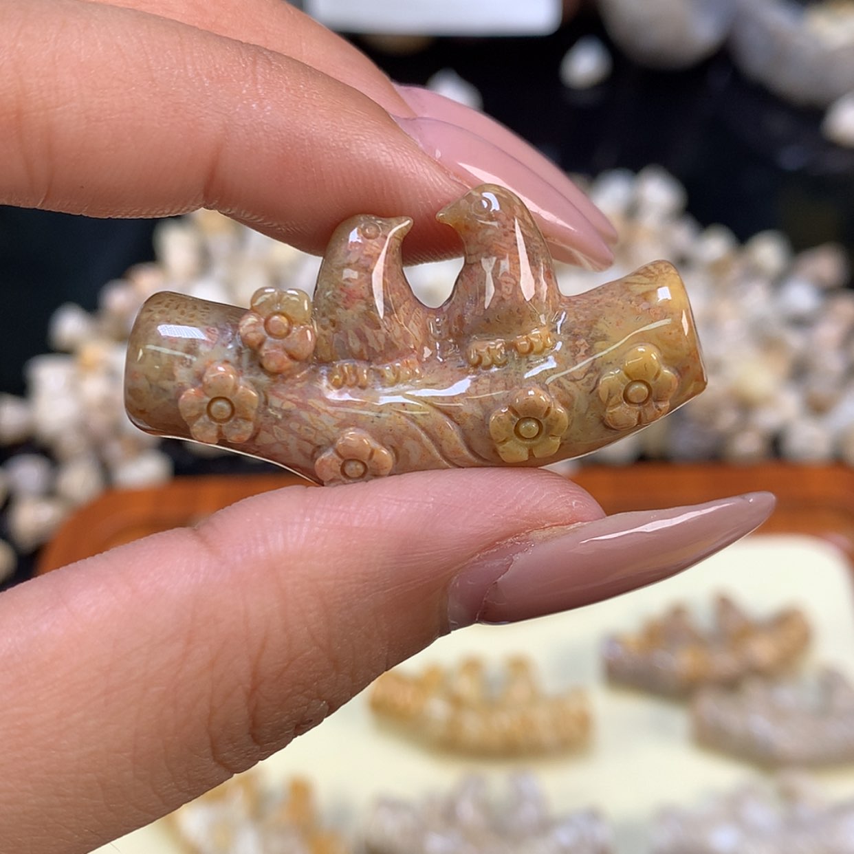 【闪购商品】颈饰未镶嵌硅化珊瑚（珊瑚玉）怡*