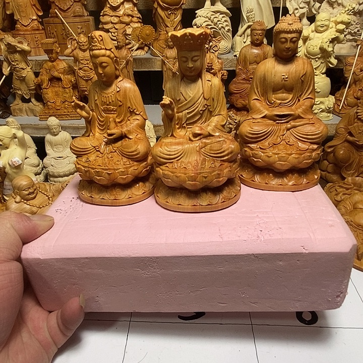 灭***士柏木（崖柏）三圣佛