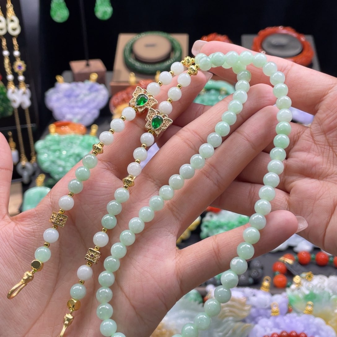 翡翠颈饰未镶嵌代编织