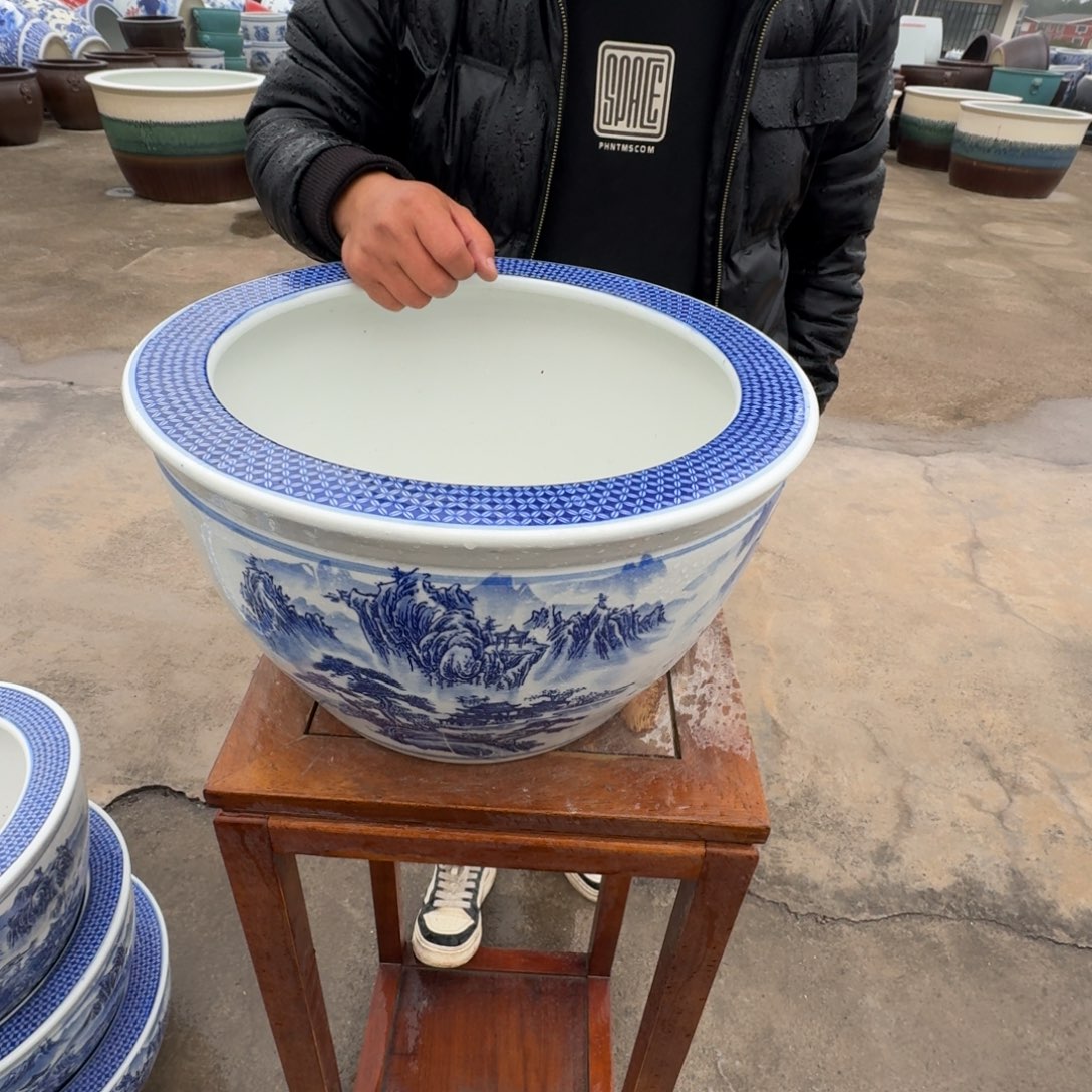 瓷片直径40，高24。。。。