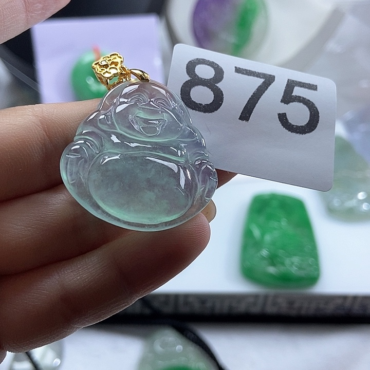 翡翠未镶嵌吊坠(赠链)