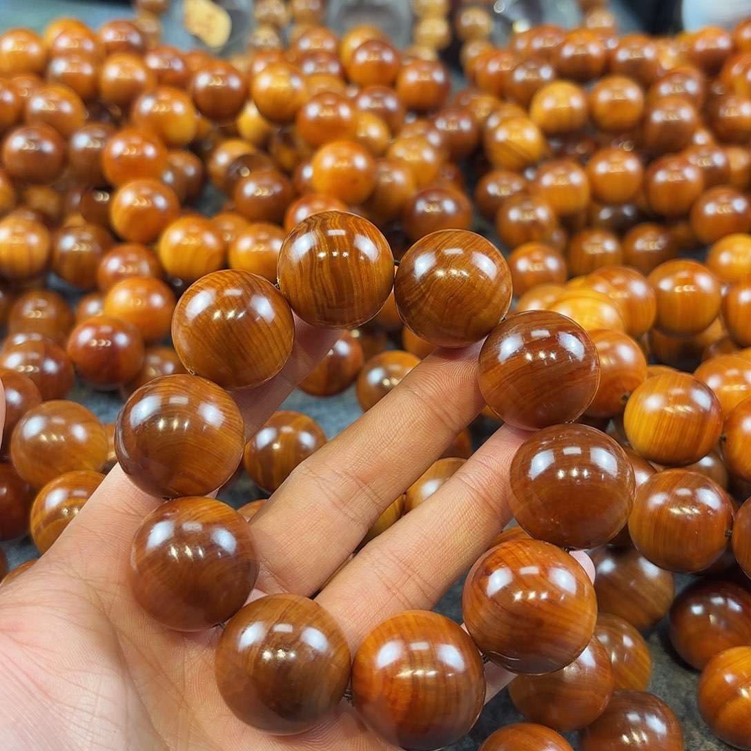 崖柏太行崖柏红骨崖窝满油蜜2.5（高抛水磨）果蜜甜香