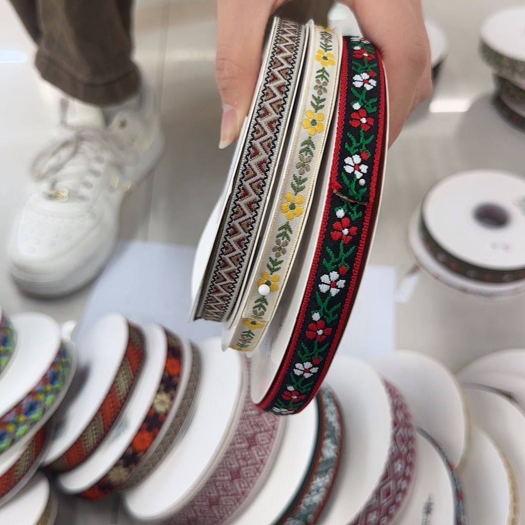 服装辅料花边织带