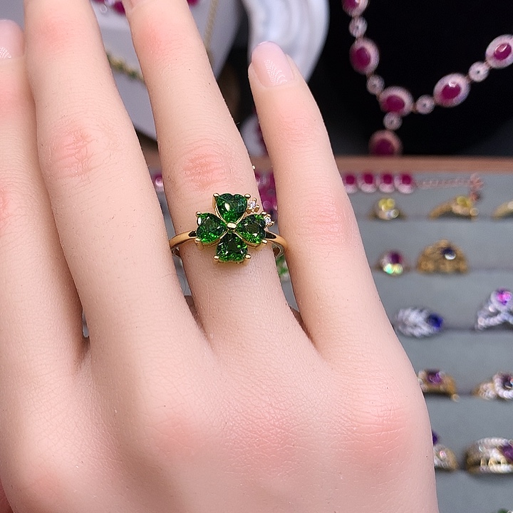 戒指银S925镶嵌透辉石