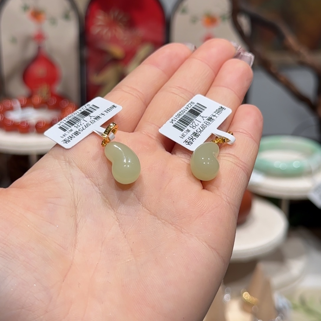 和田玉吊坠(不含链)银S925镶嵌吊坠（多样性发其一）