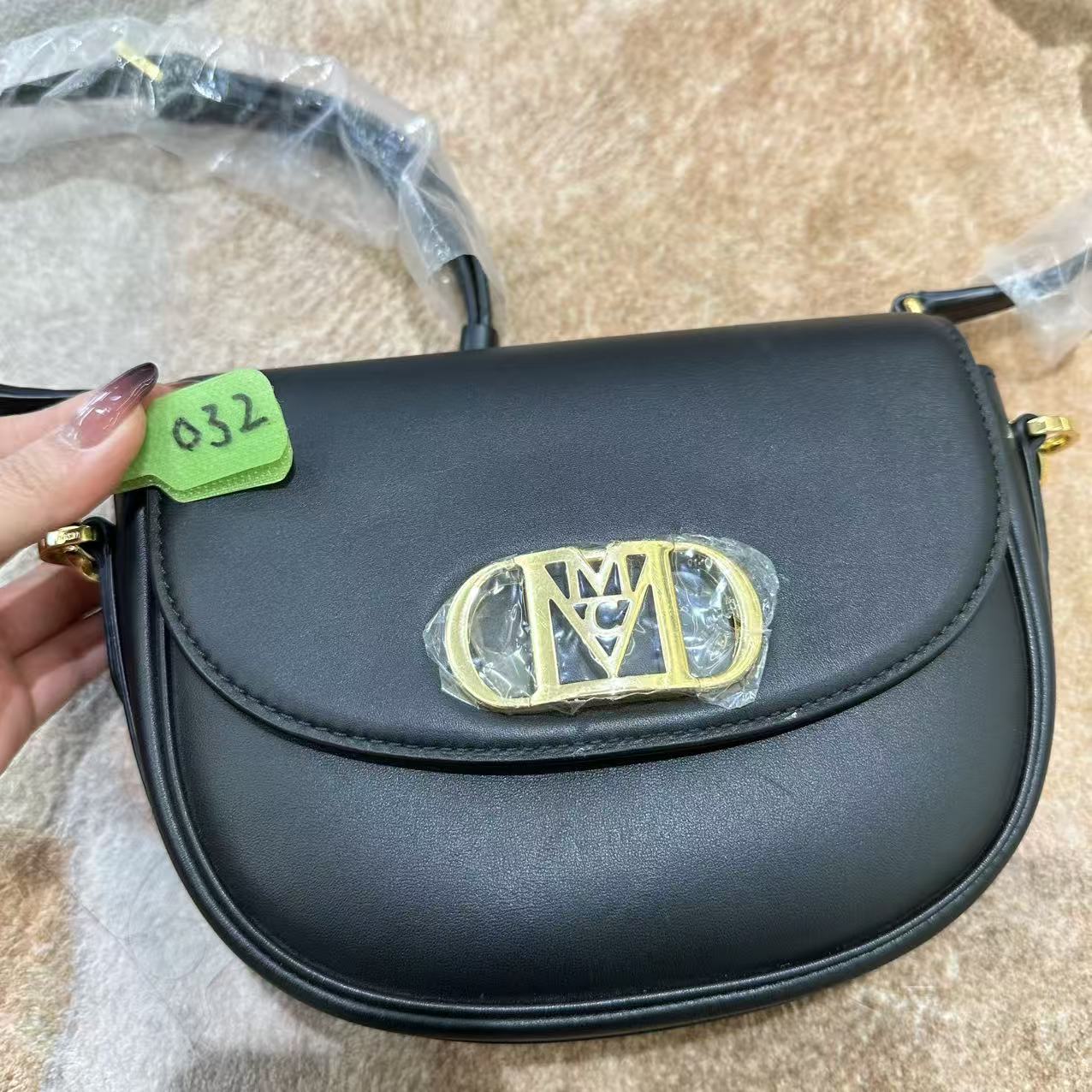 95新 MCM 032  ww  /二奢包包