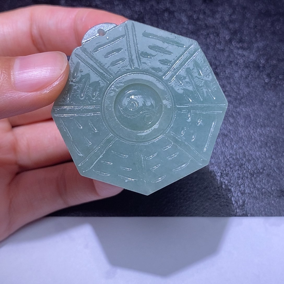 定制翡翠未镶嵌定制翡翠不退不换