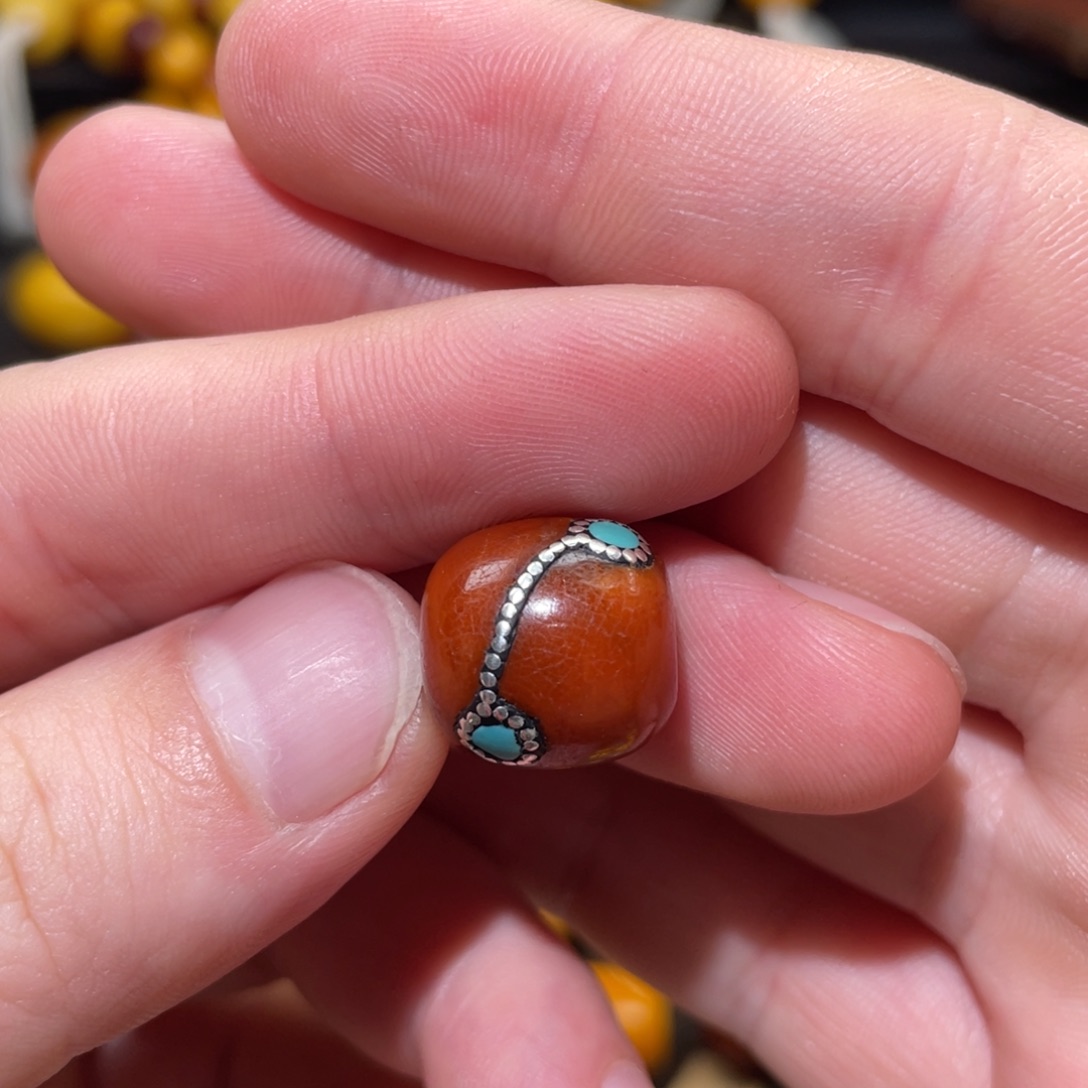 【闪购商品】未镶嵌蜜蜡裸石墩子