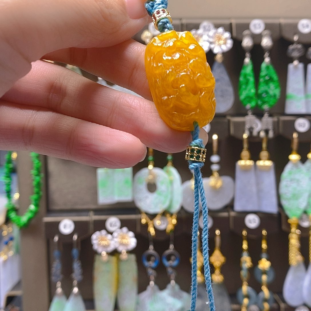 未镶嵌翡翠耳饰翡翠