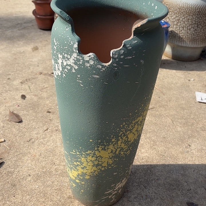 红陶微瑕口径18高度40