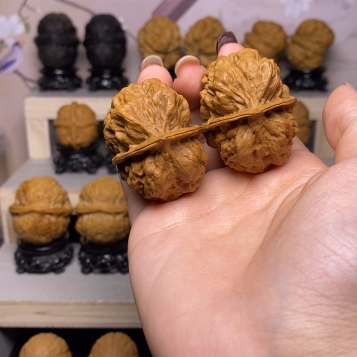 文玩核桃把件24Y—上古蛤蟆头42尺48克