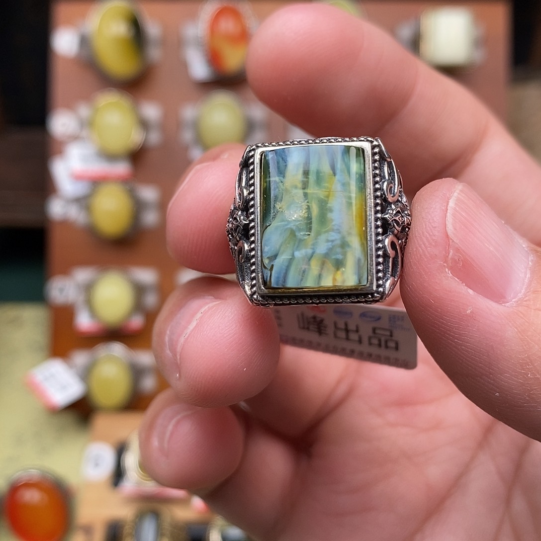 琥珀戒指银S925镶嵌蜜蜡