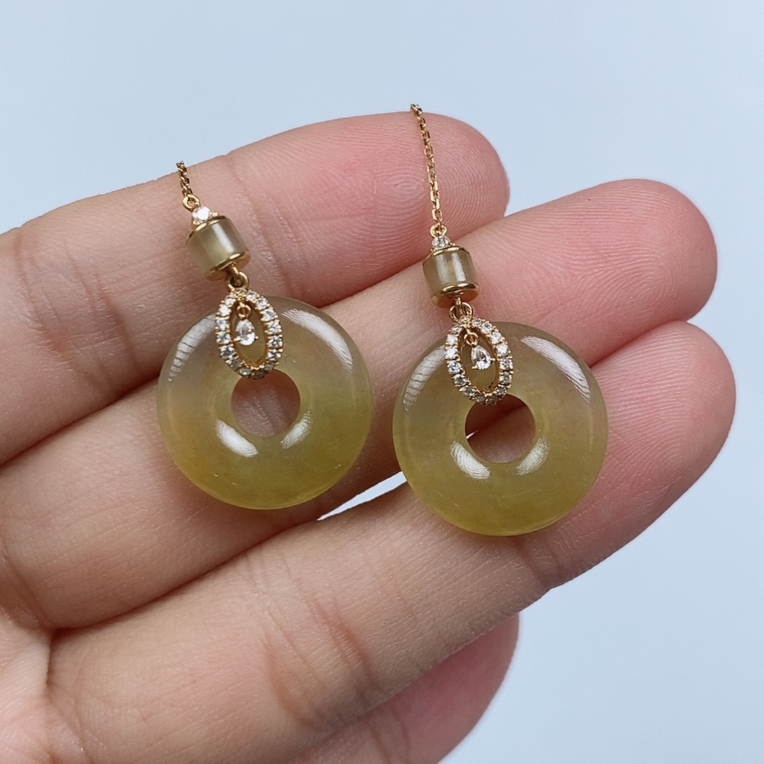 翡翠耳饰未镶嵌冰丽