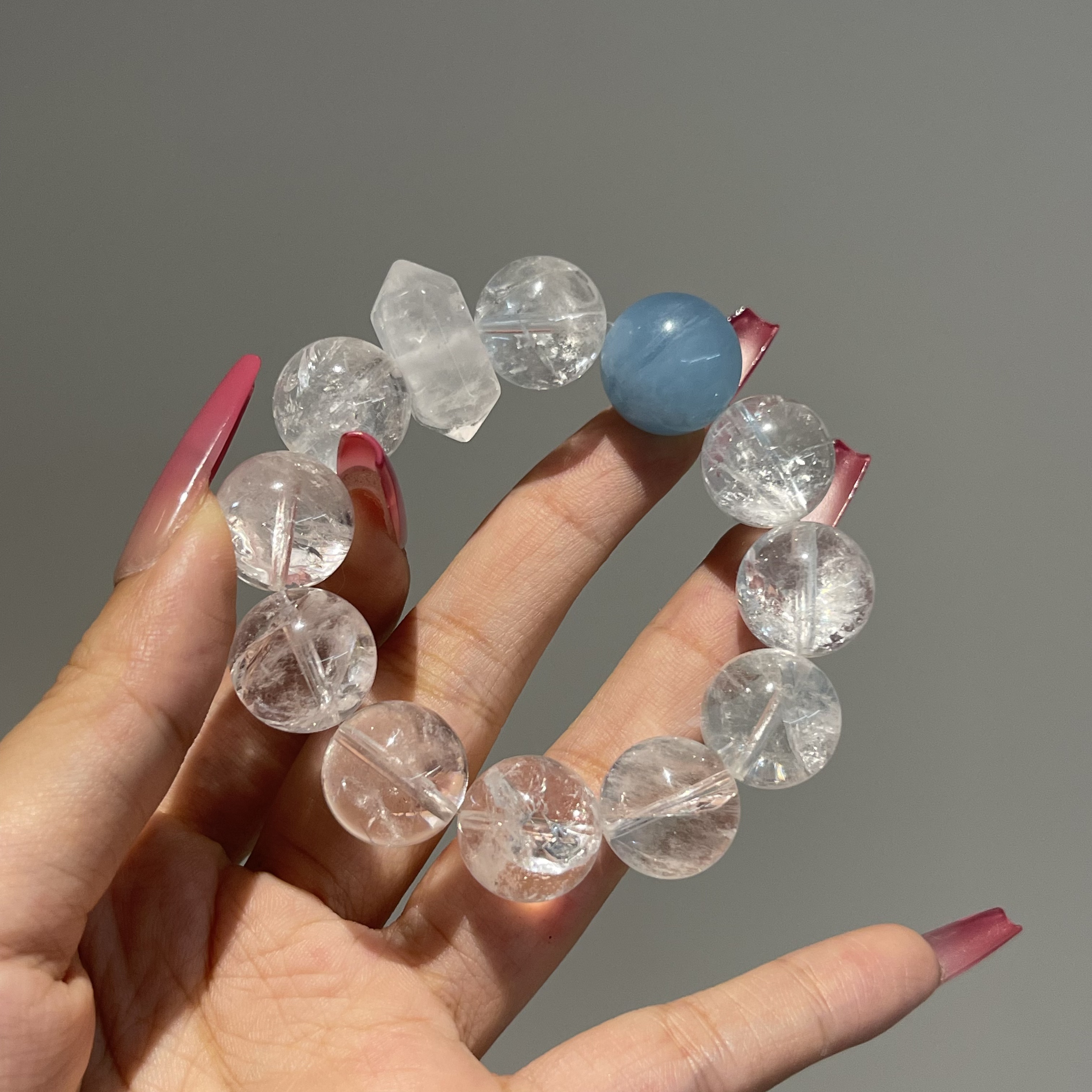 【手捧星河198】天然水晶（99一起拍两单） 多样性发其一SC06