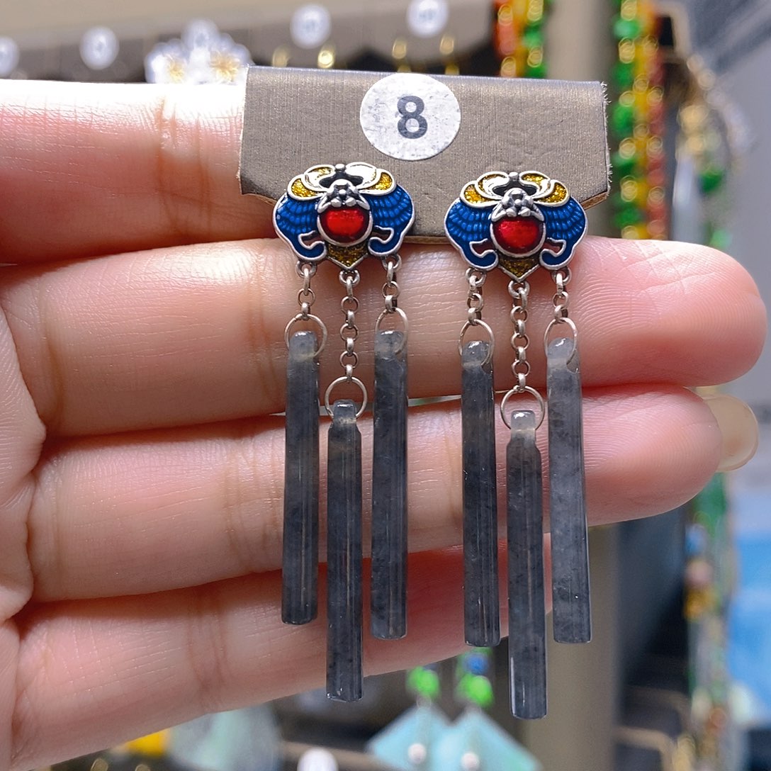 未镶嵌翡翠耳饰翡翠