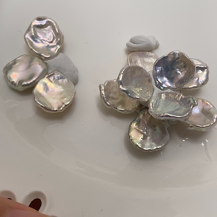铜合金极光薄荷绿花瓣发夹