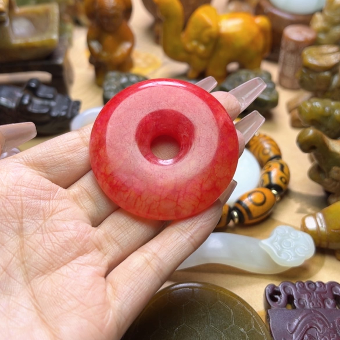 【闪购商品】蛇纹石玉颈饰未镶嵌