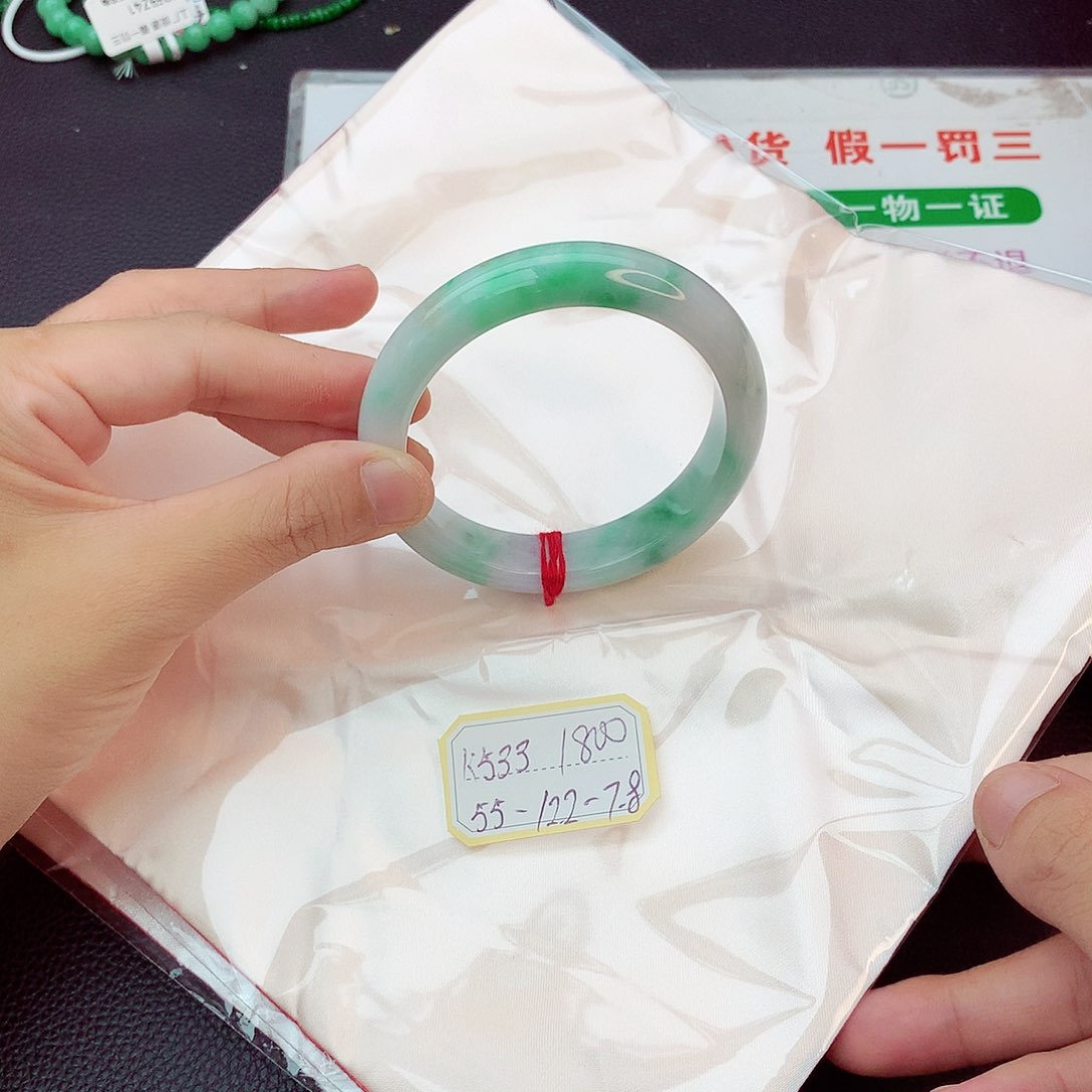 翡翠未镶嵌手镯翡翠