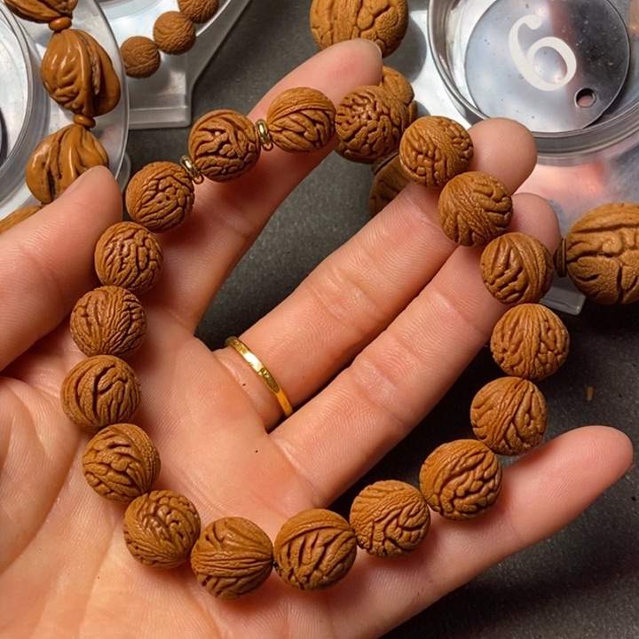 吊坠桃核陕西秦岭山桃核