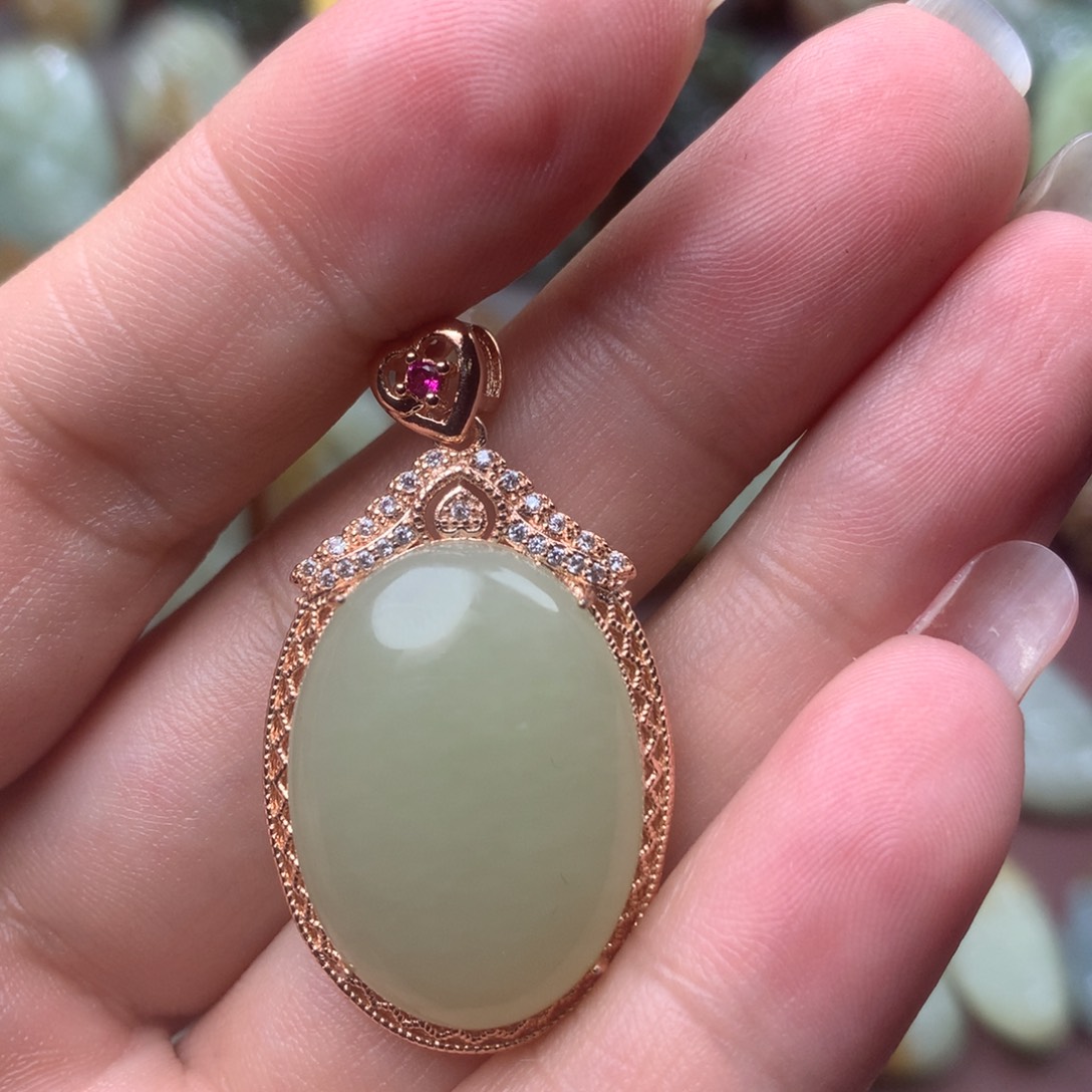 和田玉银S925镀金镶嵌颈饰