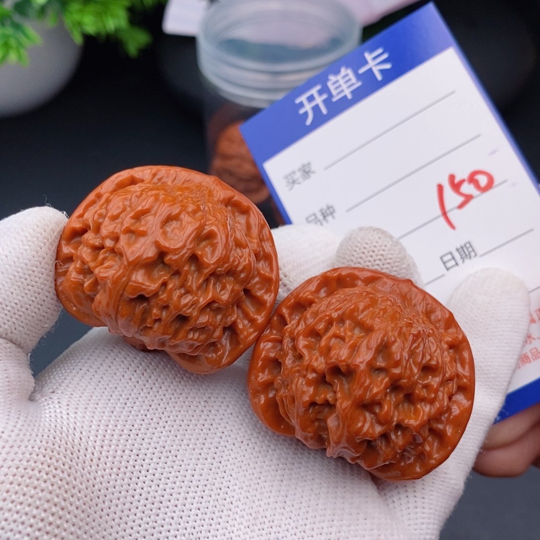 文玩核桃把件40红狮子150