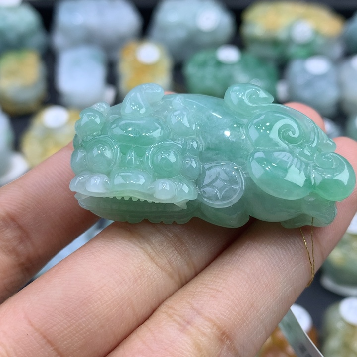 翡翠未镶嵌颈饰天然缅甸翡翠