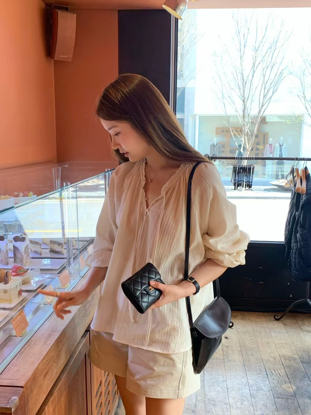 文艺提花纹理系带领口灯笼袖长袖防晒衬衫oun