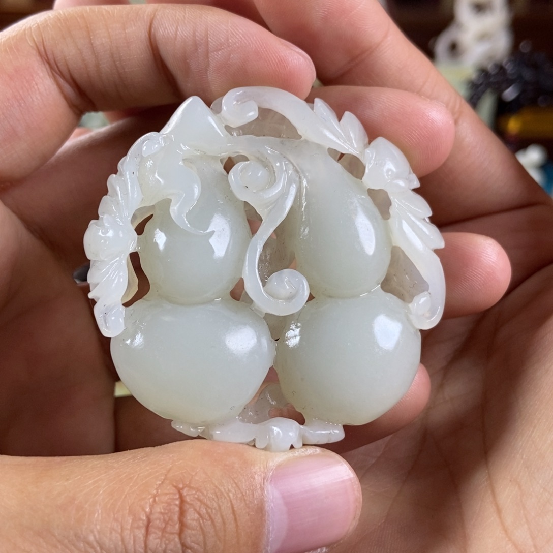 和田玉挂件未镶嵌十*子