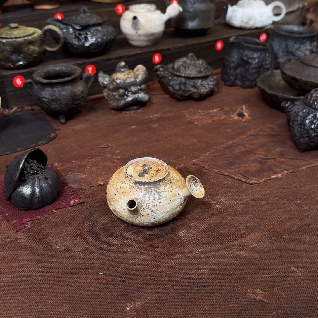 壶日式粉引小侧把壶