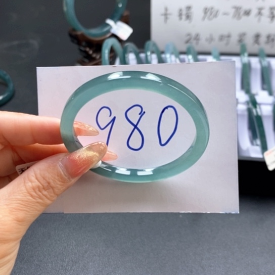 翡翠手镯未镶嵌54尺寸