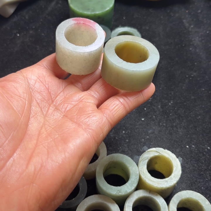 和田玉（糖玉）未镶嵌珠宝半成品