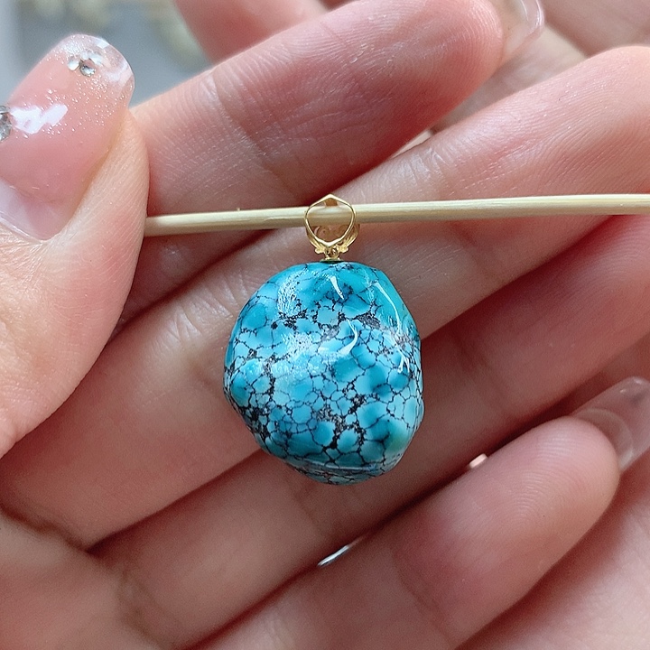 绿松石珠宝奇石18K金镶嵌