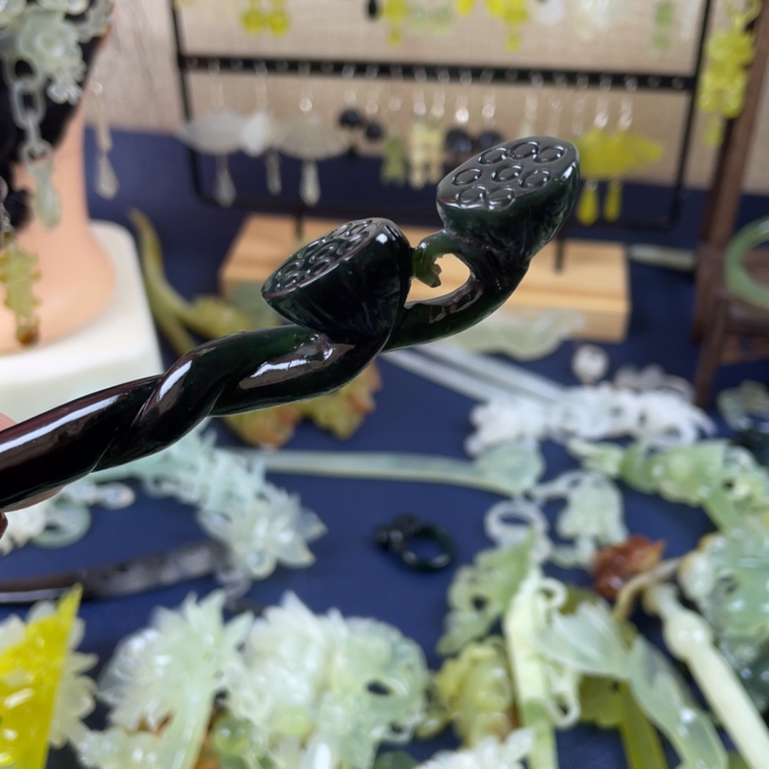 蛇纹石玉发饰未镶嵌