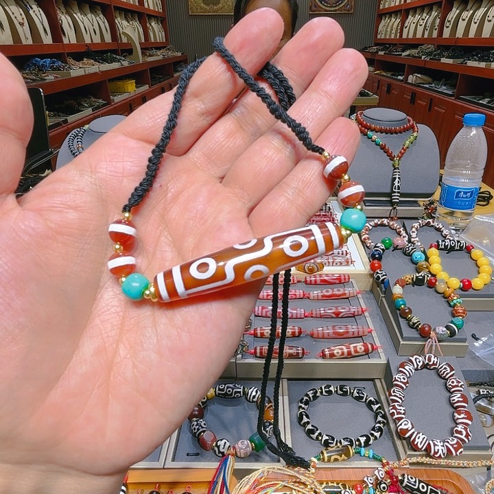 未镶嵌玛瑙/玉髓珠宝奇石