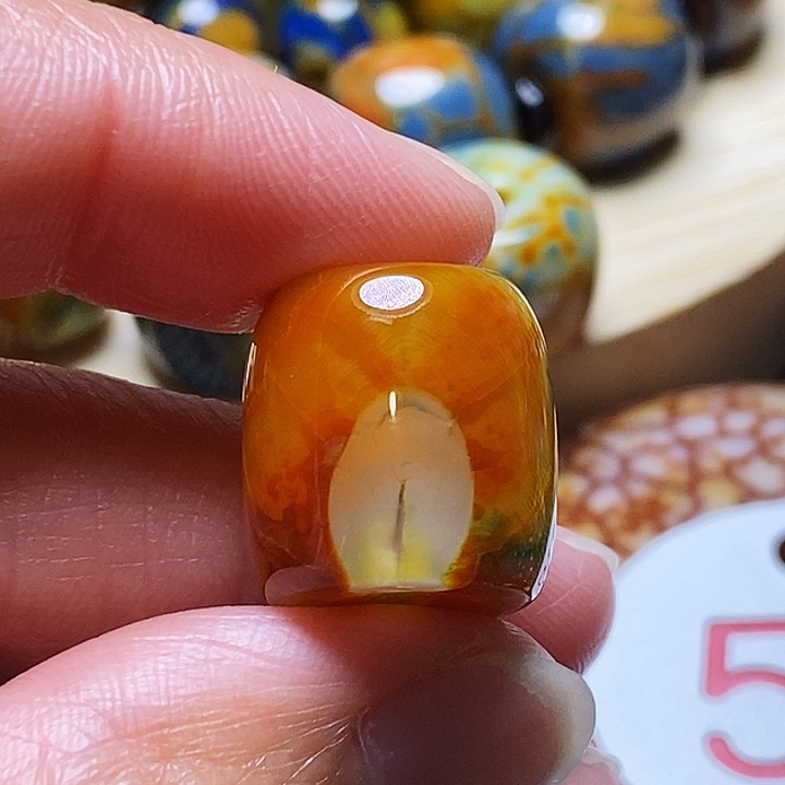 钟***媛玛瑙/玉髓未镶嵌颈饰