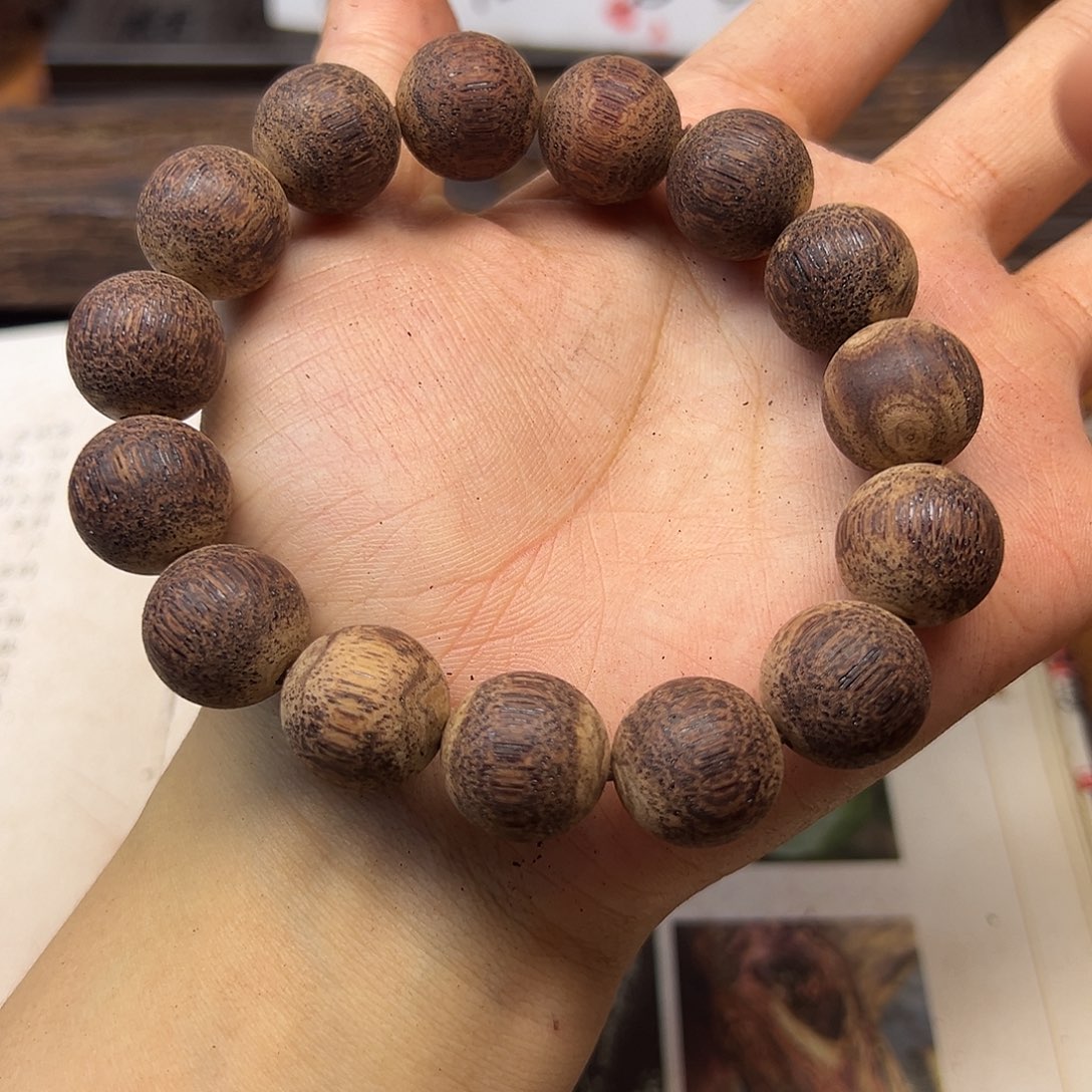 降真香缅甸小叶降真香1.5圆珠绿油藤心