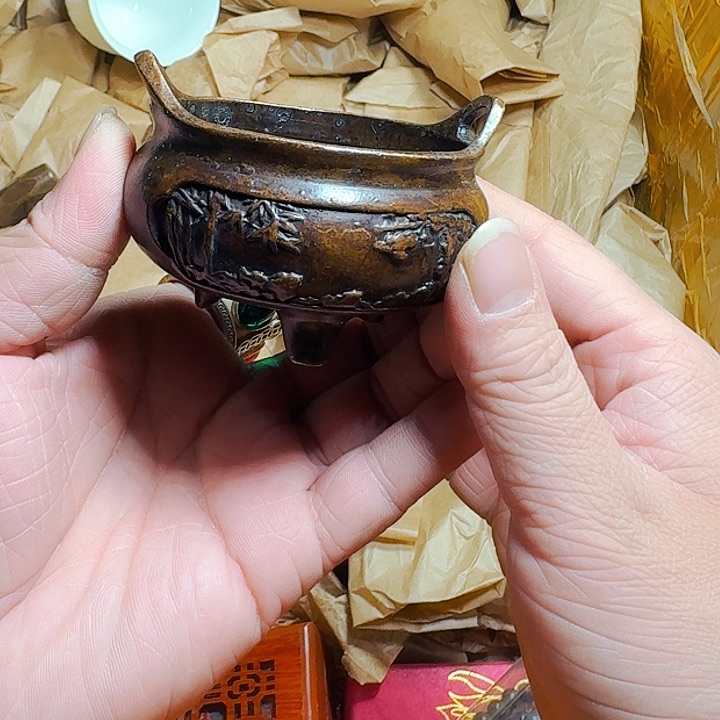 铜器摆件收收藏藏