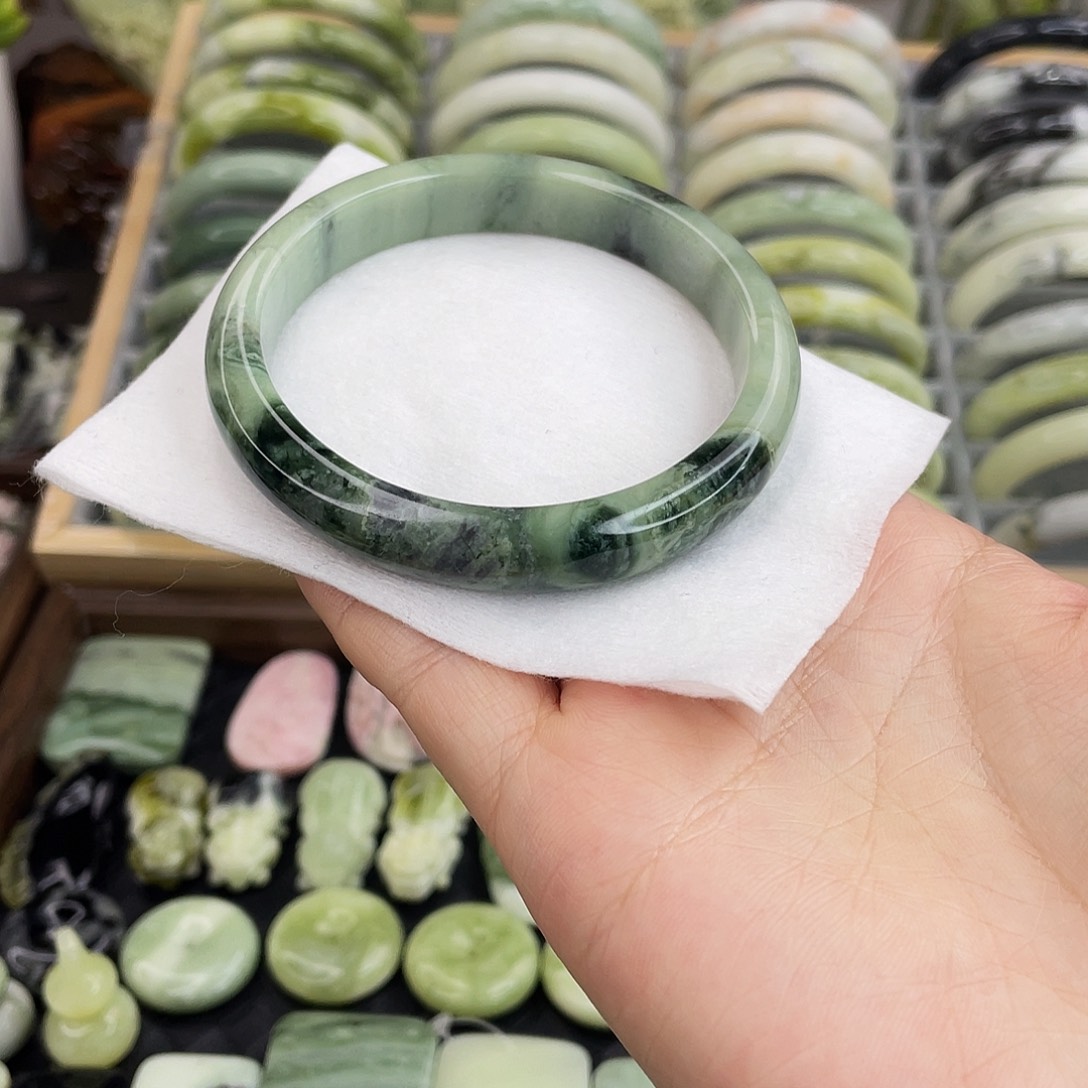 棠***棠蓝田玉（蛇纹石化大理石玉）未镶嵌手镯