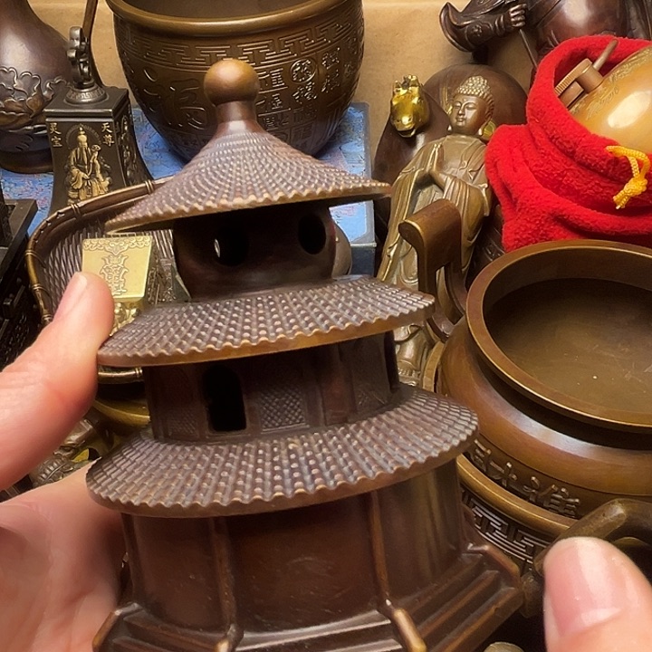 精美铜器批发档口