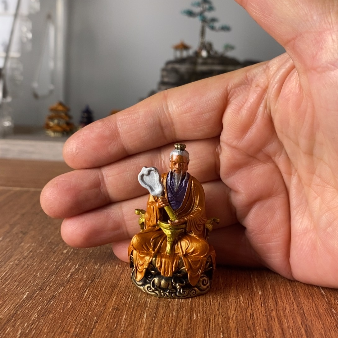 摆件我要去年底之前我